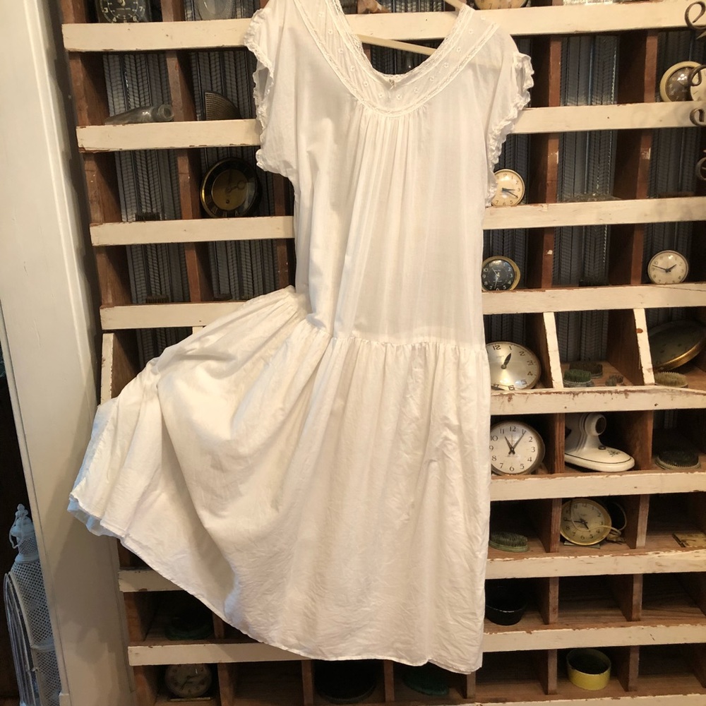 Magnolia Pearl European cotton dress lace